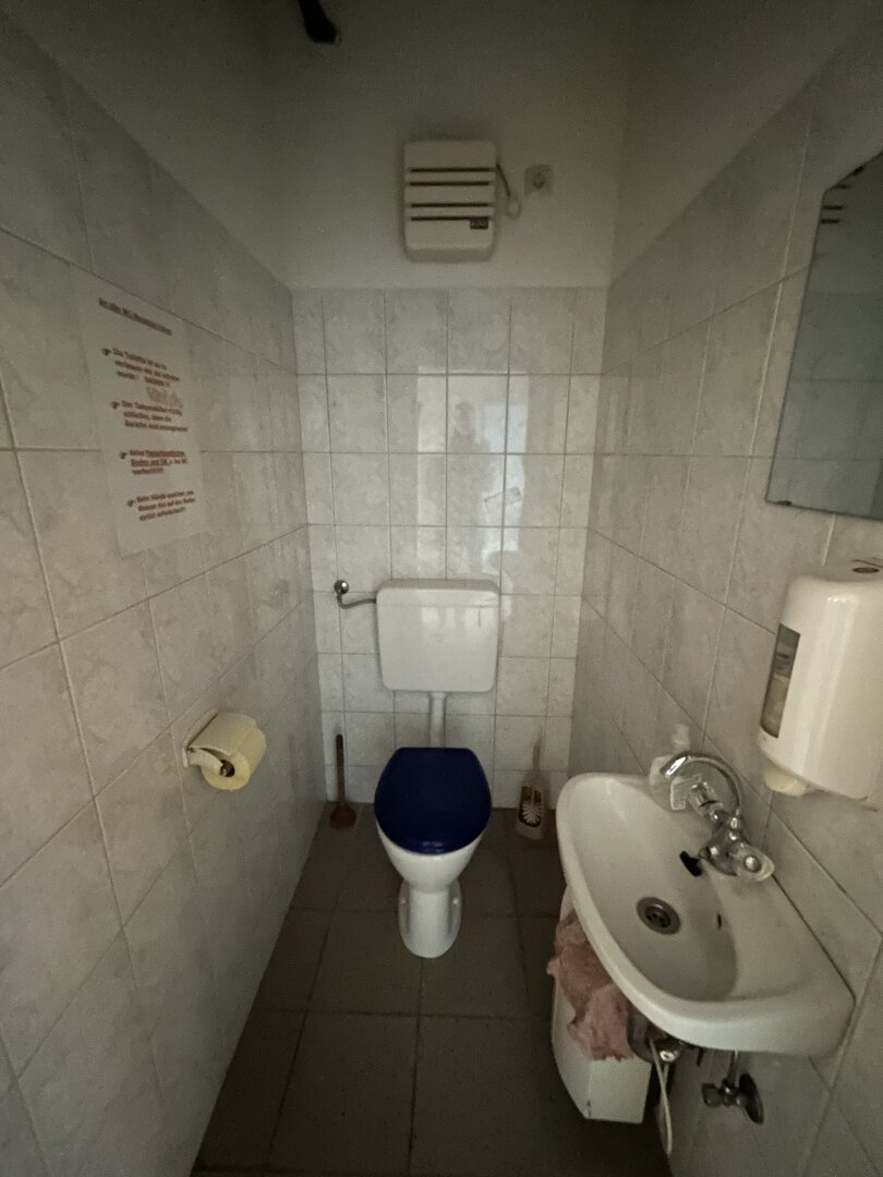 Attraktives Gewerbe Objekt für  Geschäftsfläche , Büro oder Praxisfläche in Vöcklabruck zu MIETEN  ca. 85m² für nur 765,00 € mtl.!