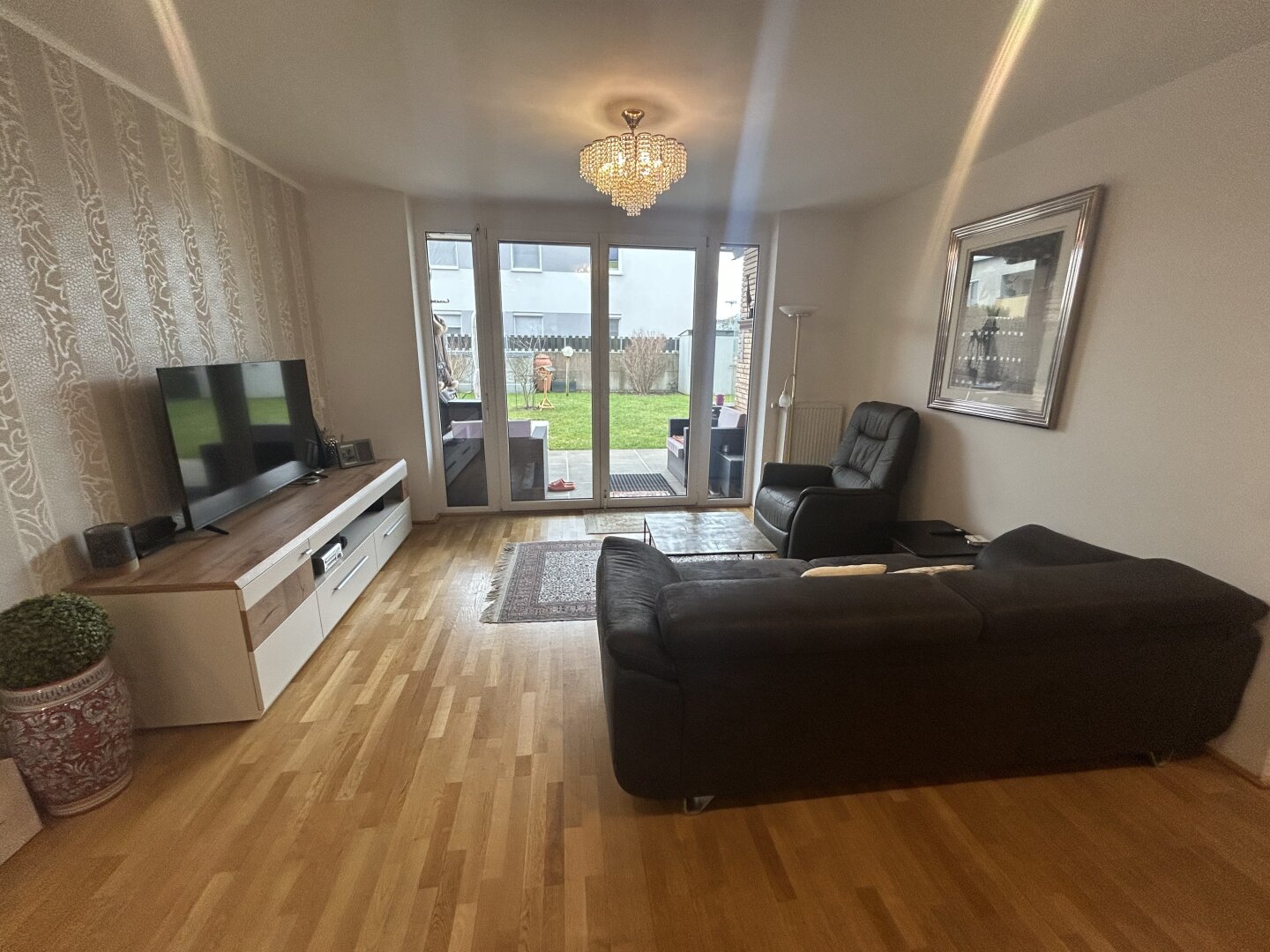 Einzigartige GELEGENHEIT in VÖCKLABRUCK 4-Zi-Gartenwohnung WFL ca. 90m²