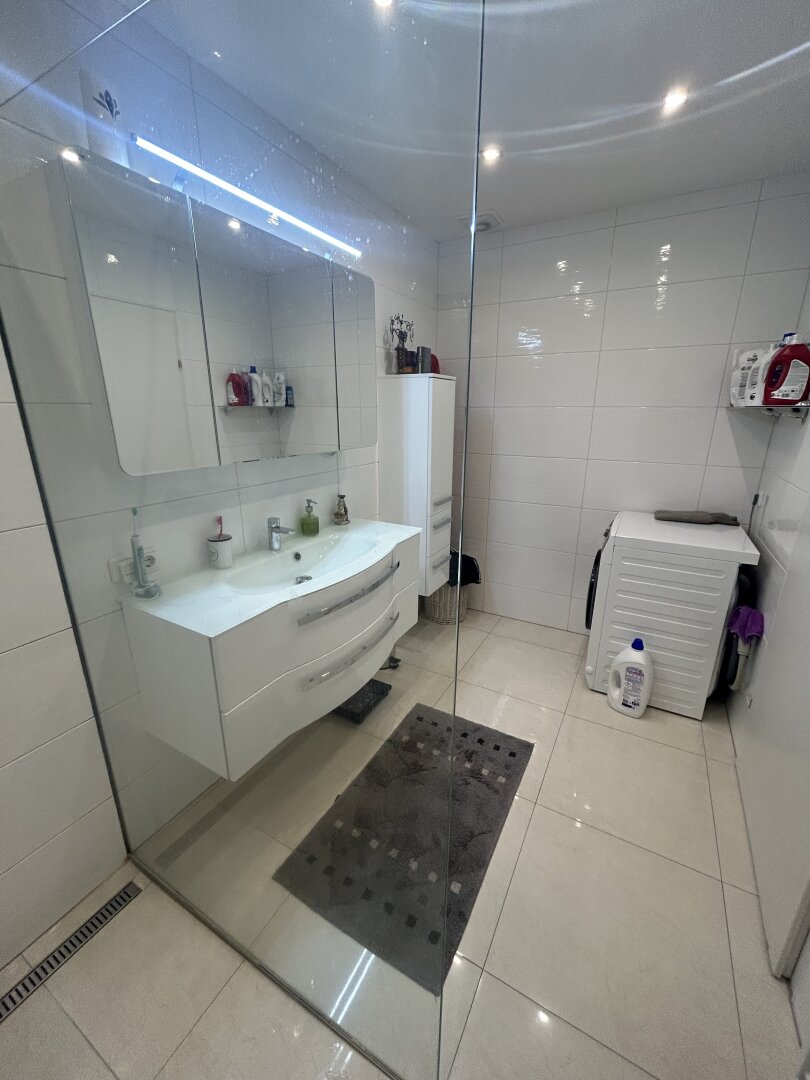 Einzigartige GELEGENHEIT in VÖCKLABRUCK 4-Zi-Gartenwohnung WFL ca. 90m²