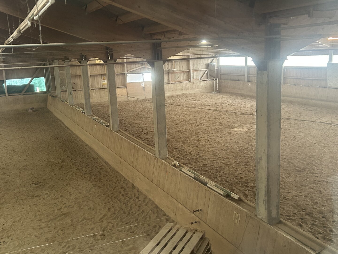 Romantischer Reithof mit Potential