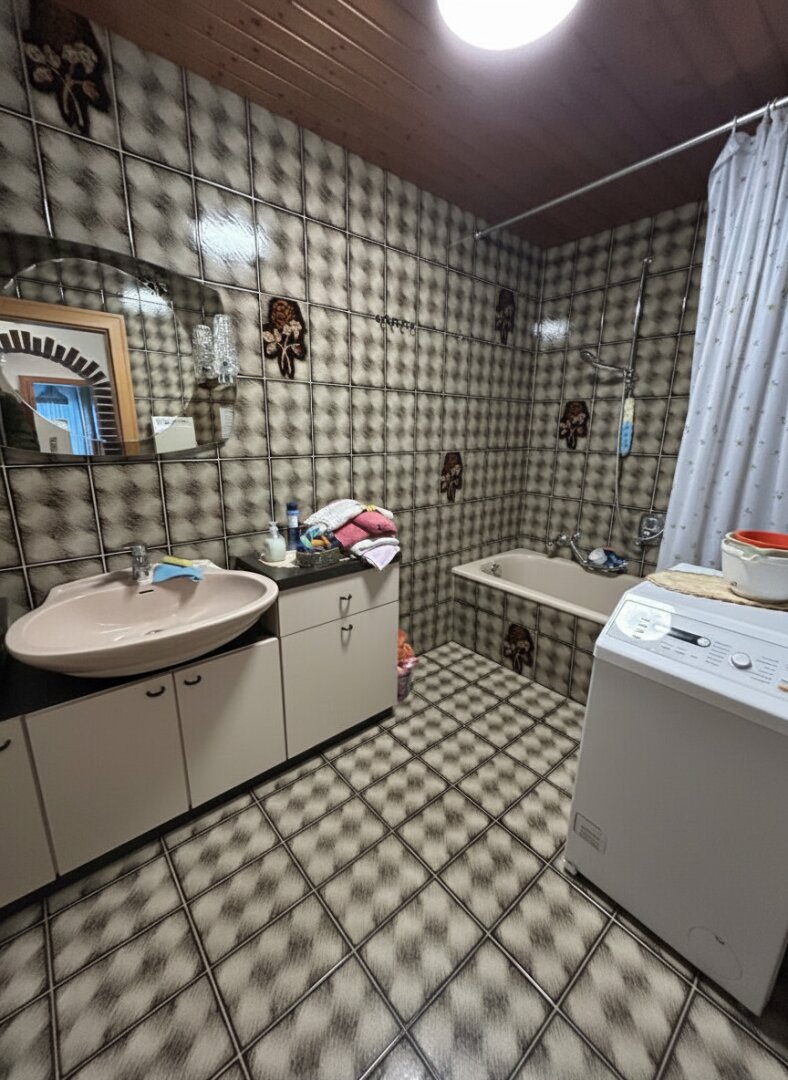 Romantisches  Einfamilienhaus in Pettenbach – 5,5 Zimmer, Garten, Garage, Balkon
