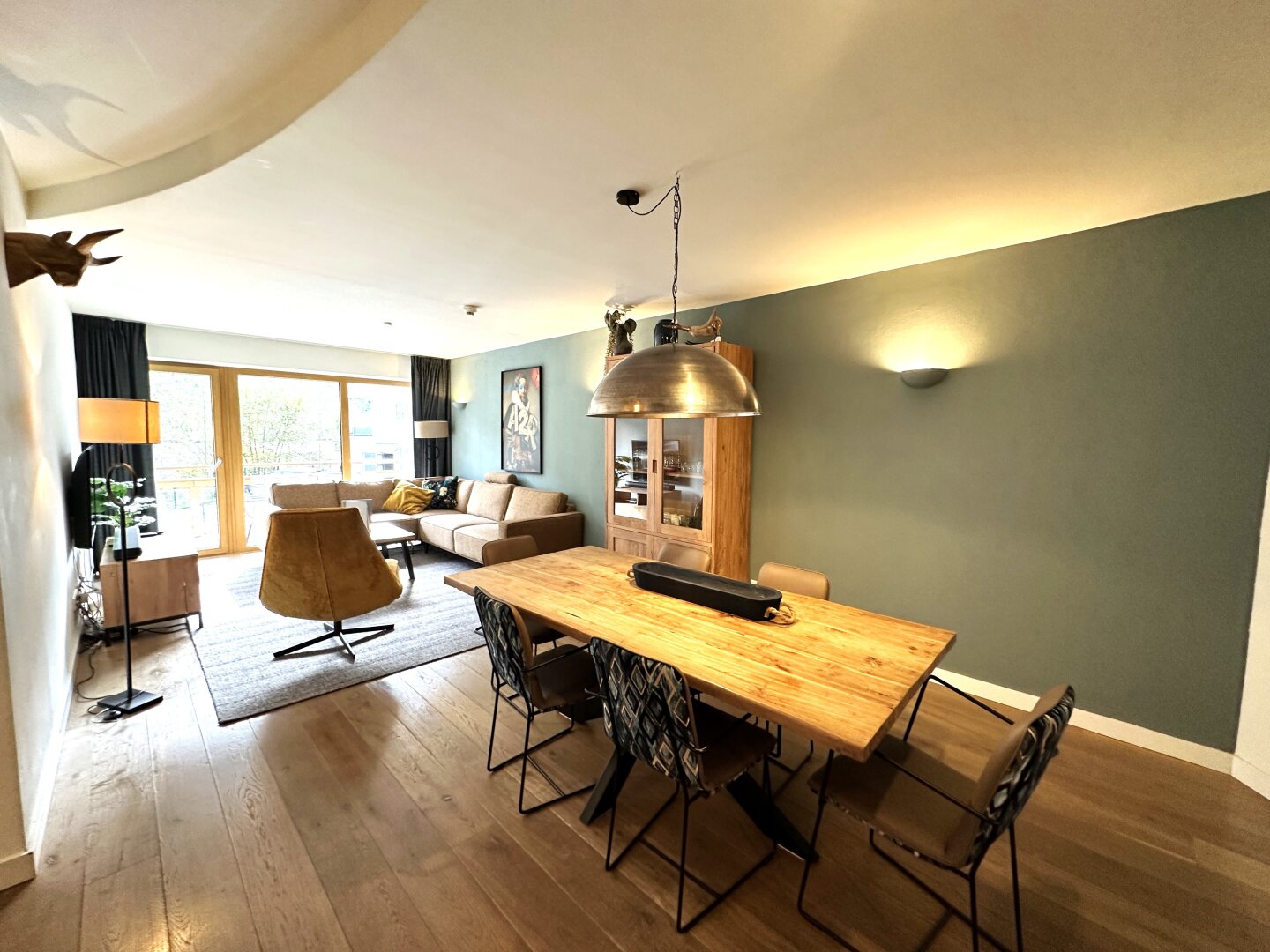 5710 Kaprun; Exklusive Ferienwohnung zur Kapitalanlage und Eigennutzung ! 3 Zimmerwohnung 102m² vollmöbliert, 2 Tiefgaragenplätze