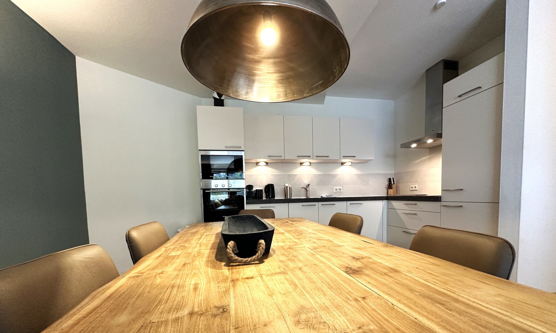 5710 Kaprun; Exklusive Ferienwohnung zur Kapitalanlage und Eigennutzung ! 3 Zimmerwohnung 102m² vollmöbliert, 2 Tiefgaragenplätze