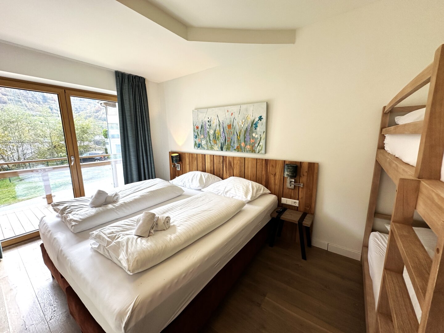 5710 Kaprun; Exklusive Ferienwohnung zur Kapitalanlage und Eigennutzung ! 3 Zimmerwohnung 102m² vollmöbliert, 2 Tiefgaragenplätze