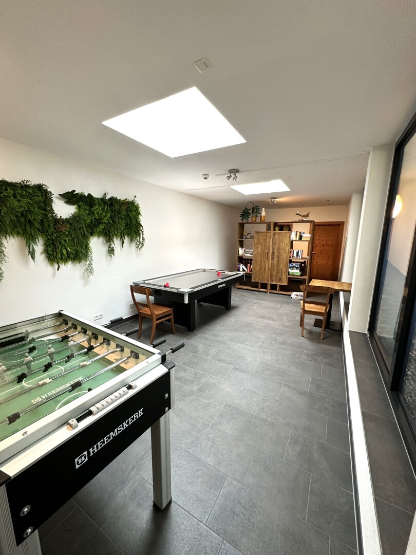 5710 Kaprun; Exklusive Ferienwohnung zur Kapitalanlage und Eigennutzung ! 3 Zimmerwohnung 102m² vollmöbliert, 2 Tiefgaragenplätze
