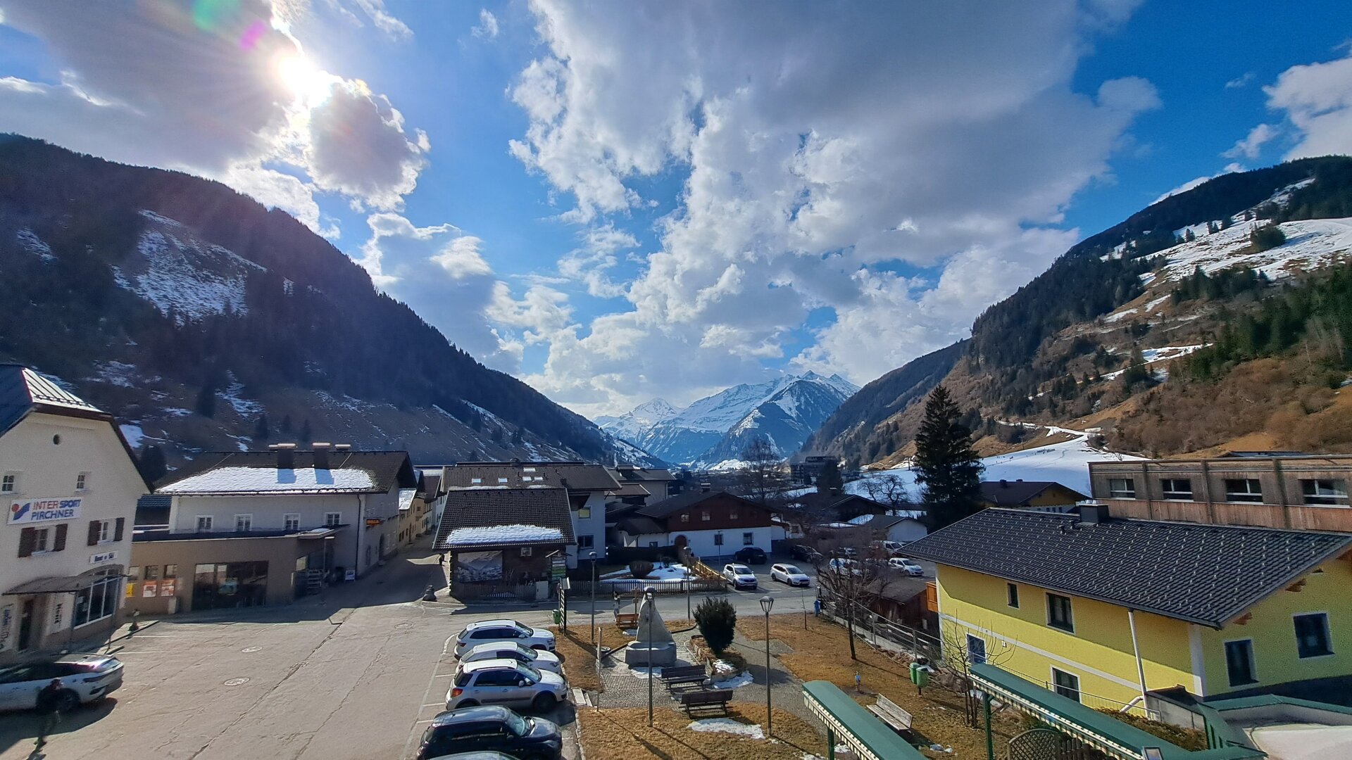 Mehrfamilienhaus mit ausgezeichnetem Restaurant in absoluter Bestlage von Rauris