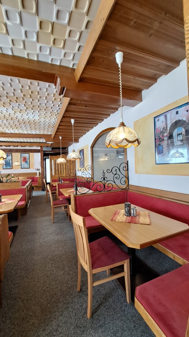 Mehrfamilienhaus mit ausgezeichnetem Restaurant in absoluter Bestlage von Rauris