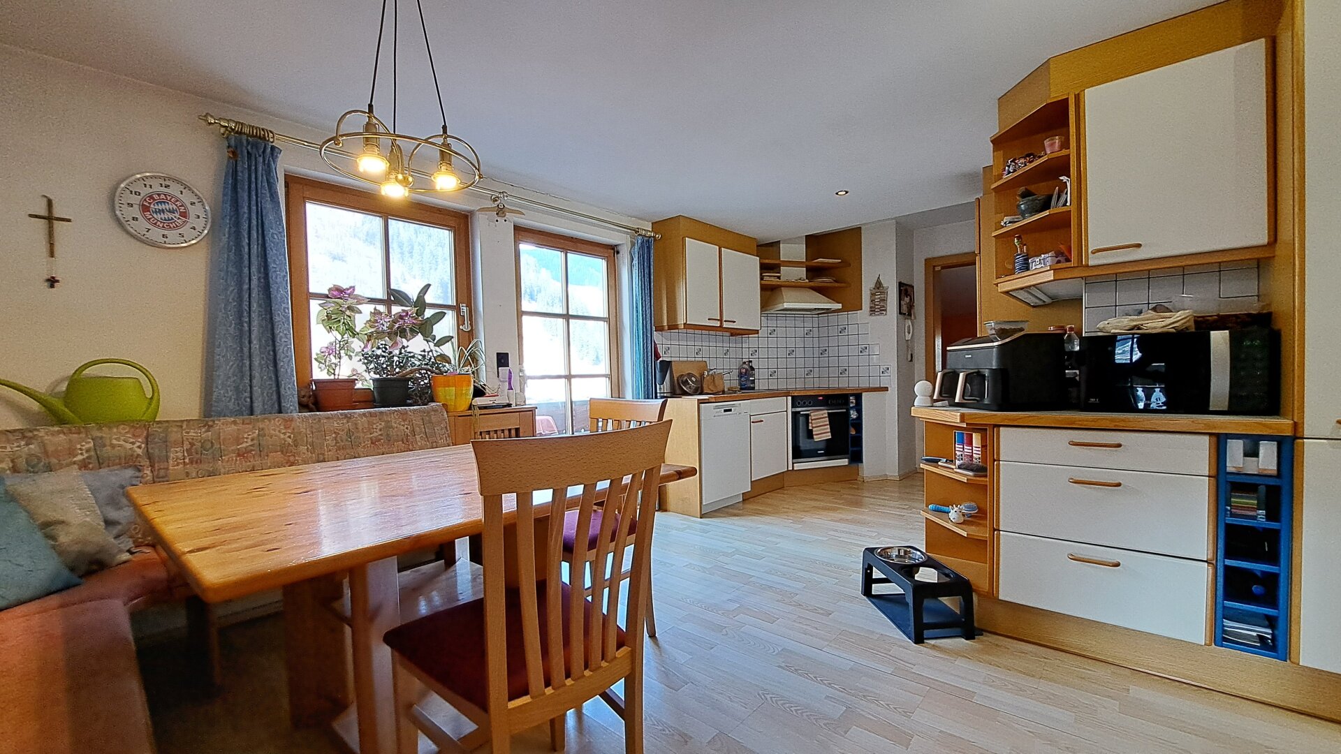 Mehrfamilienhaus mit ausgezeichnetem Restaurant in absoluter Bestlage von Rauris