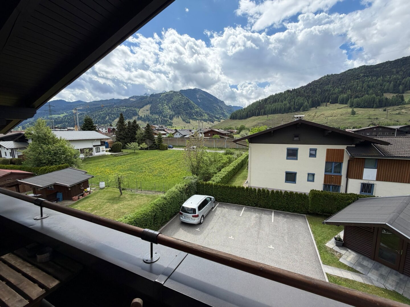 Perfekte Starter- oder Anlegerimmobilie: 2-Zimmer Dachgeschosswohnung zentral in Bruck
