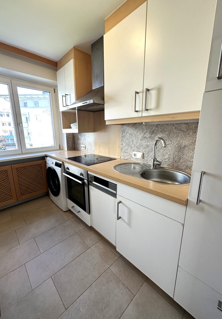5700 Zell am See: Ab SOFORT !! Schüttdorf: zentral gelegene, sonnige, helle 3 Zimmerwohnung 80m²!