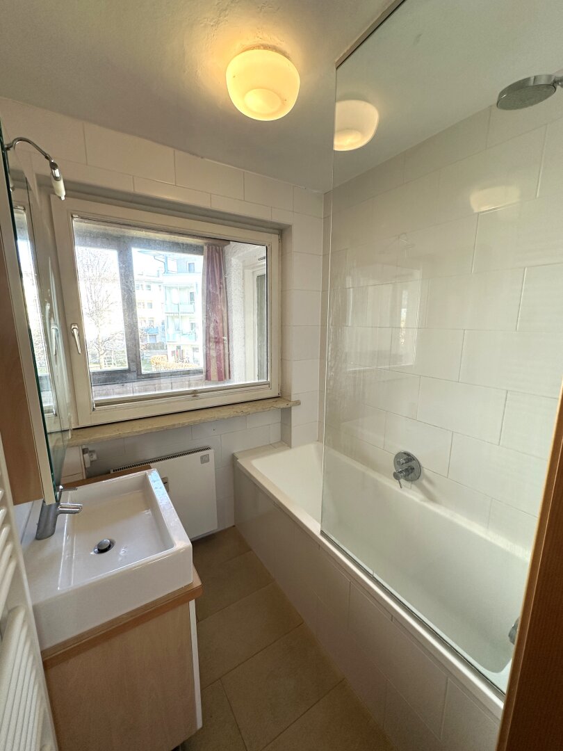 5700 Zell am See: Ab SOFORT !! Schüttdorf: zentral gelegene, sonnige, helle 3 Zimmerwohnung 80m²!