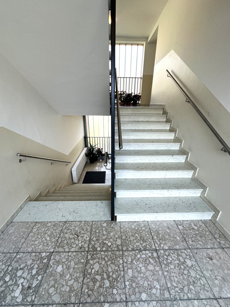 5700 Zell am See: Ab SOFORT !! Schüttdorf: zentral gelegene, sonnige, helle 3 Zimmerwohnung 80m²!
