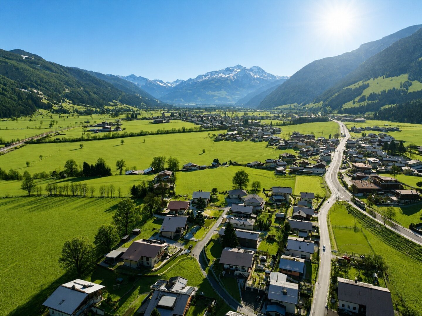 Sonniges Baugrundstück mit 902 m² attraktiver Alleinlage in Maishofen – Ortsteil Mitterhofen