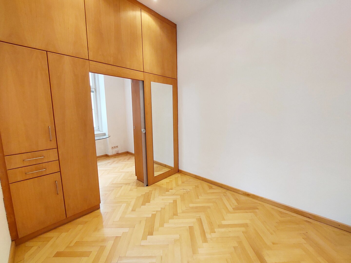 Altbaujuwel nahe Mariahilfer Straße