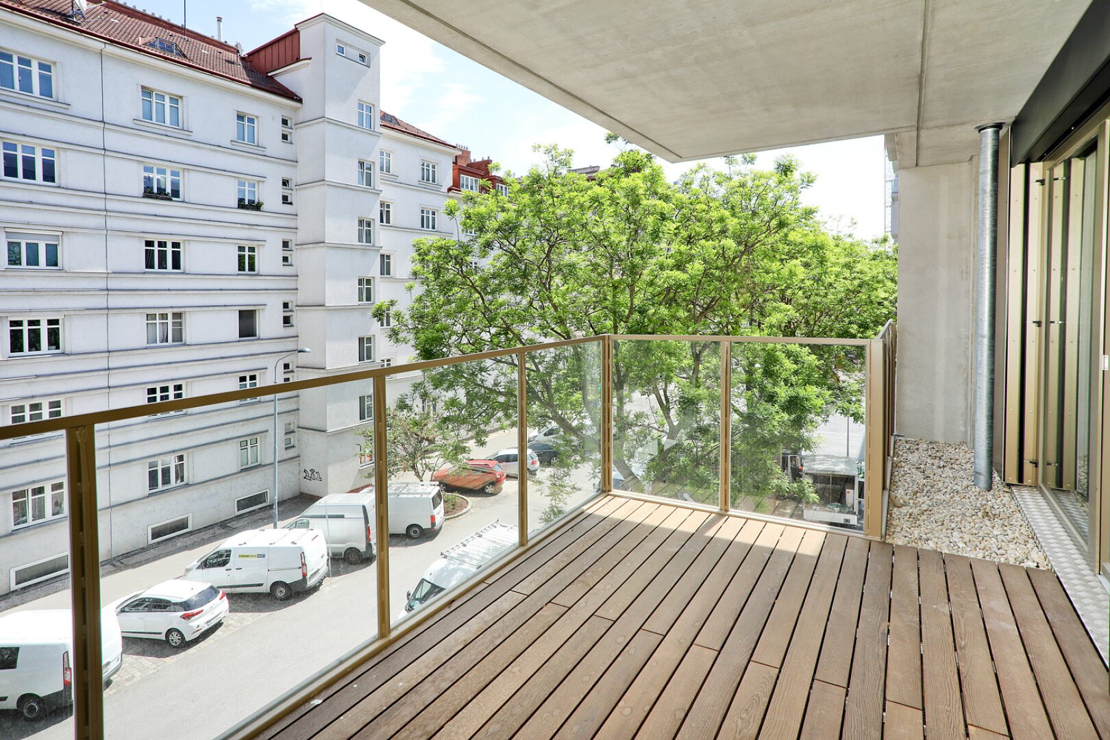 Moderne Eigentumswohnungen mit Balkon, Terrasse oder Loggia