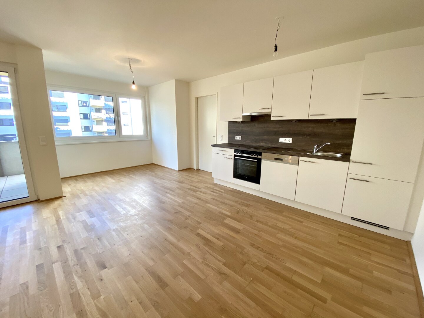 Schöne 2 Zimmerwohnung mit Freifläche nahe dem Floridsdorfer Wasserpark