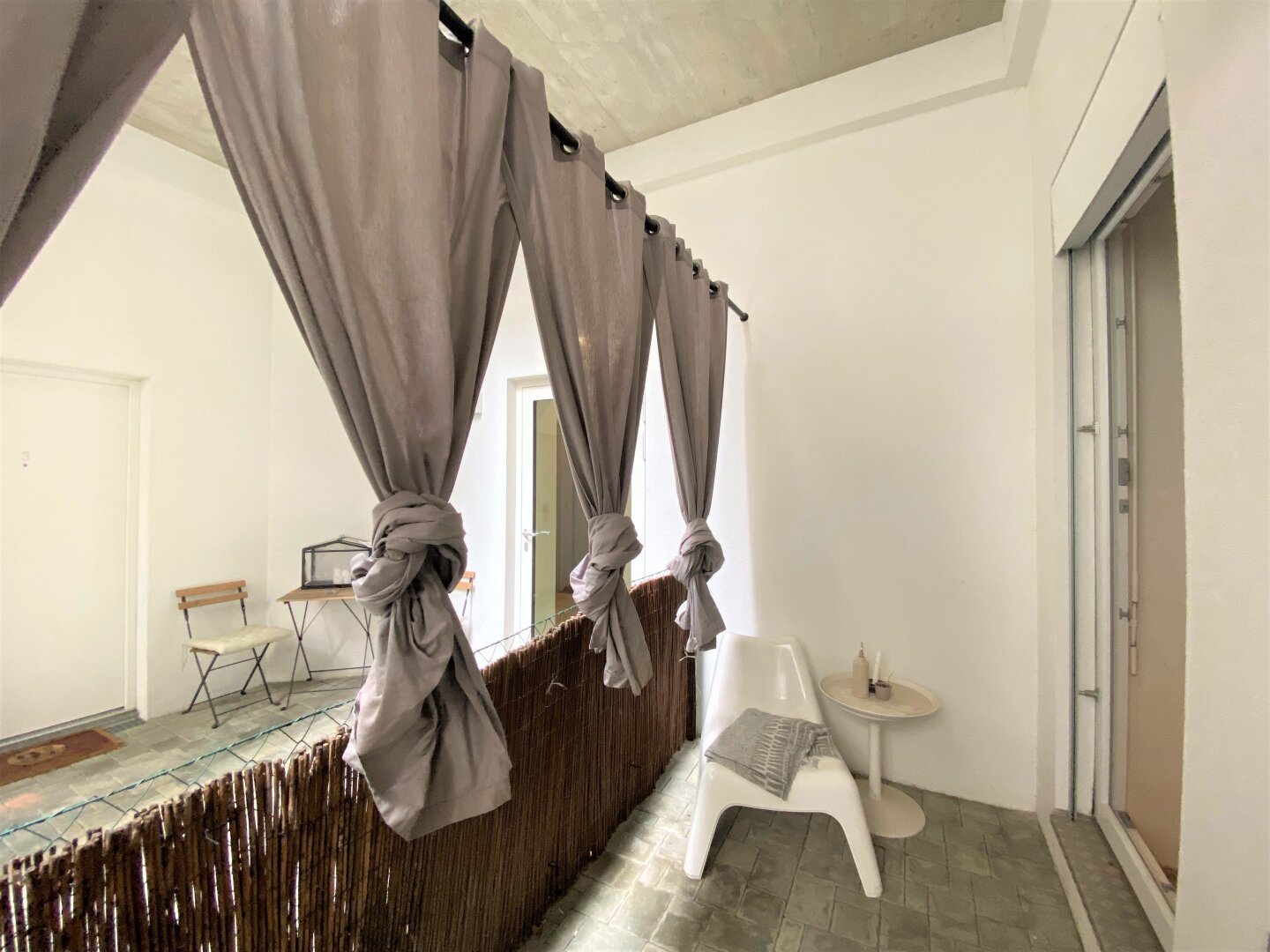 Gemütliche 2 Zimmerwohnung für Studierende und Singles mit Terrasse im Servitenviertel