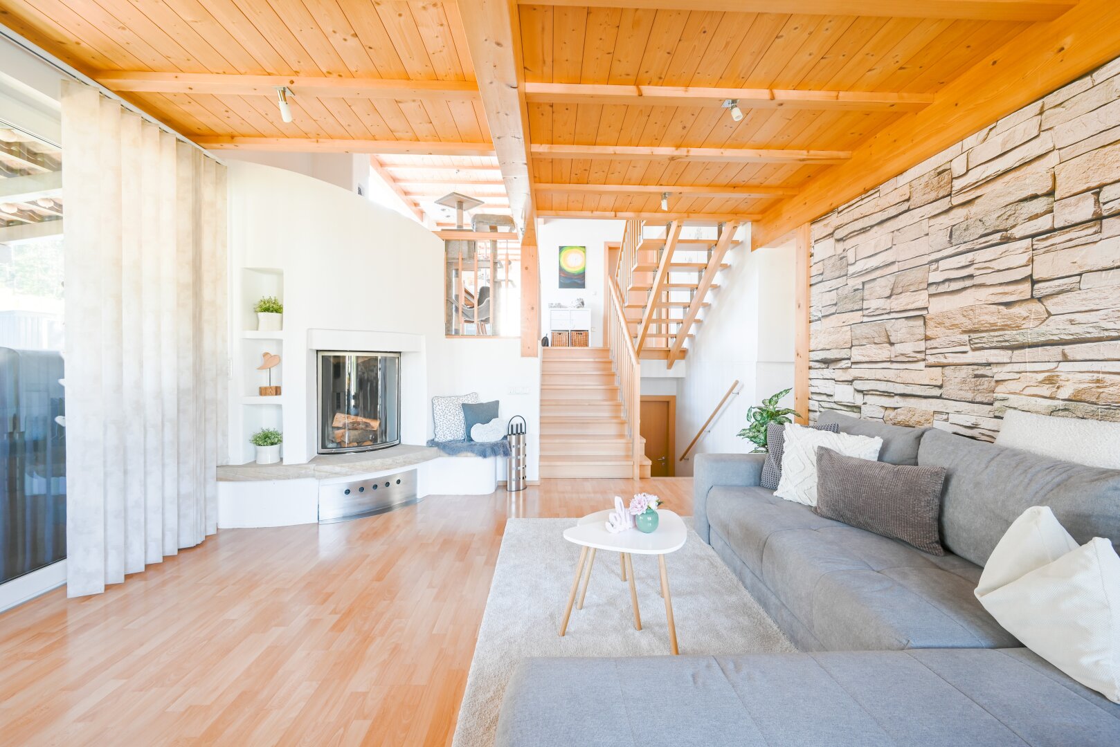 Ihr Logenplatz in Angath: 170 m² Wohntraum mit Salzwasserpool und Bergpanorama