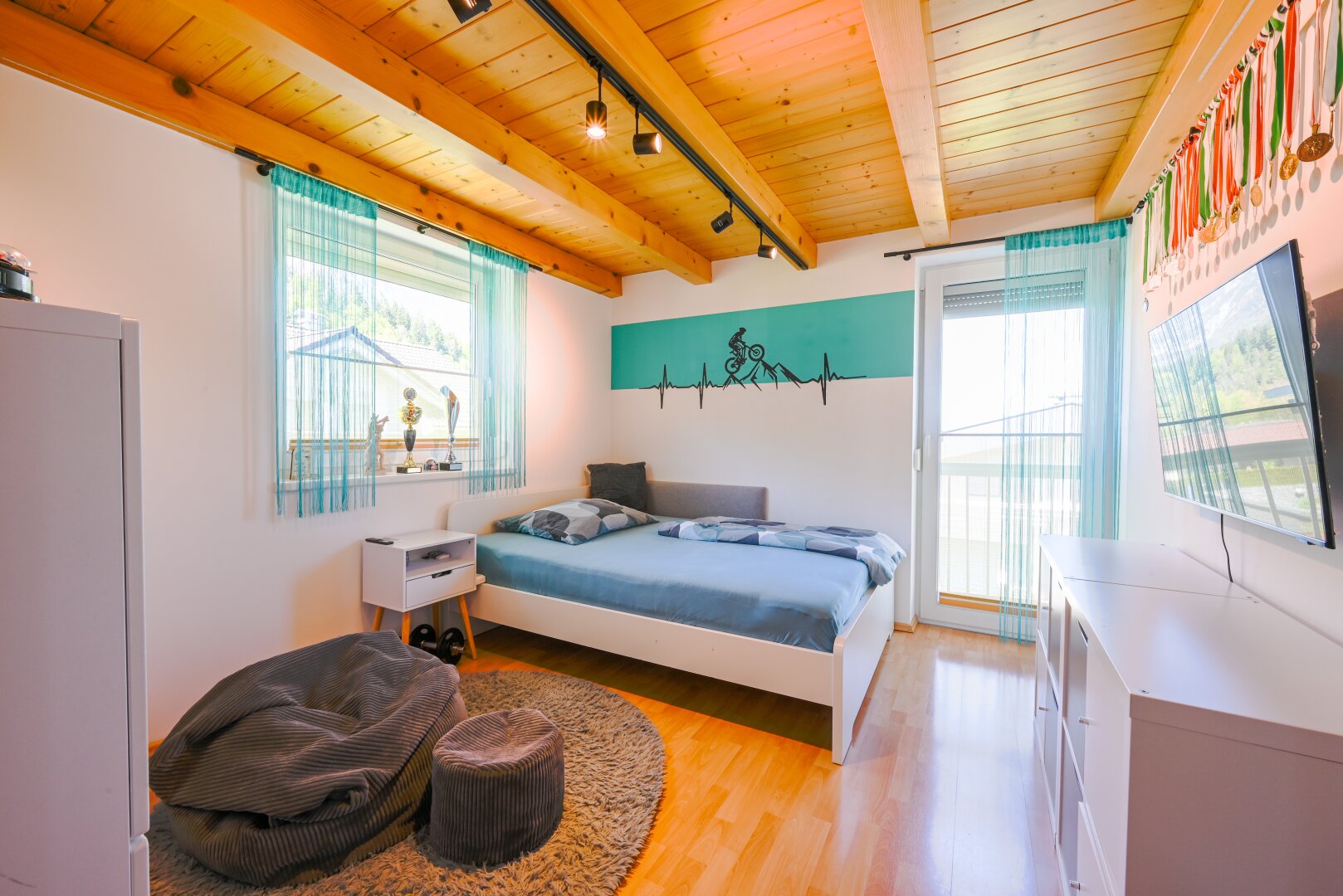 Ihr Logenplatz in Angath: 170 m² Wohntraum mit Salzwasserpool und Bergpanorama