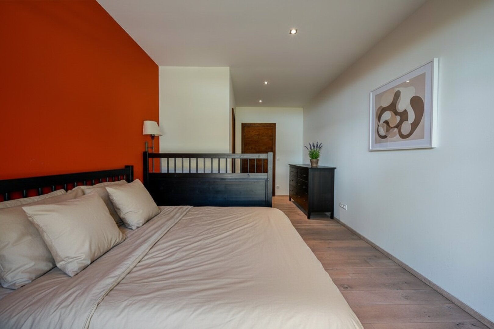Ikonische Villa in privilegierter Ruhelage – 300 m² exklusiver Wohnkultur auf 1.000 m² Privatgrund