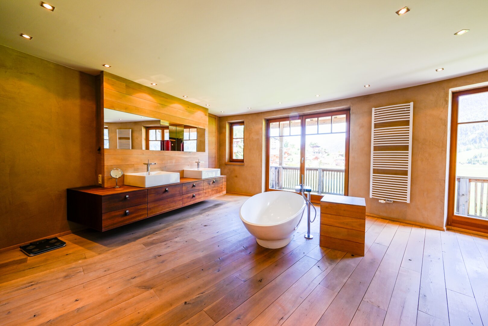 Ikonische Villa in privilegierter Ruhelage – 300 m² exklusiver Wohnkultur auf 1.000 m² Privatgrund