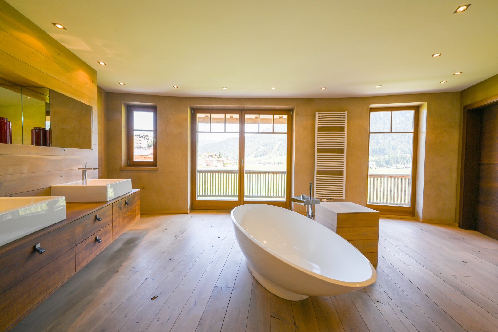 Ikonische Villa in privilegierter Ruhelage – 300 m² exklusiver Wohnkultur auf 1.000 m² Privatgrund