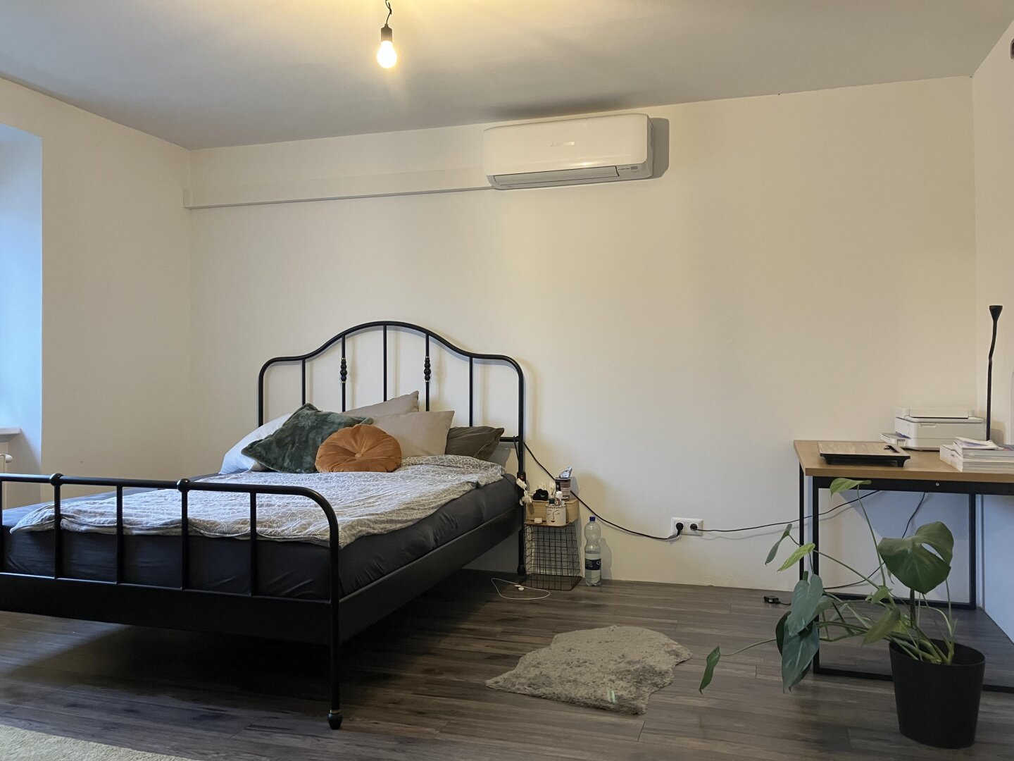 Zimmer im zweiten Wohnhaus Top3