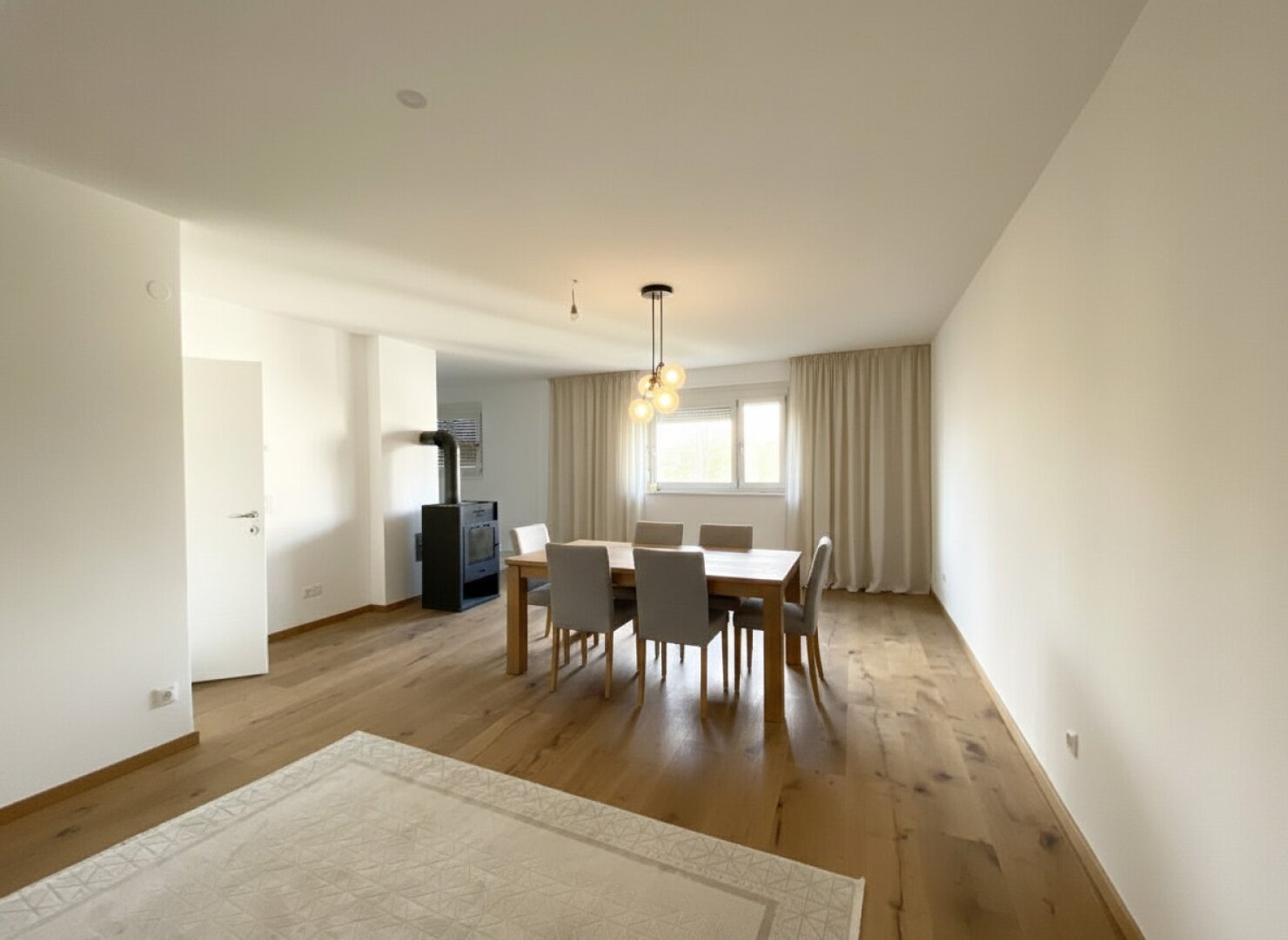 Wohnzimmer mit Einrichtungsvorschlag