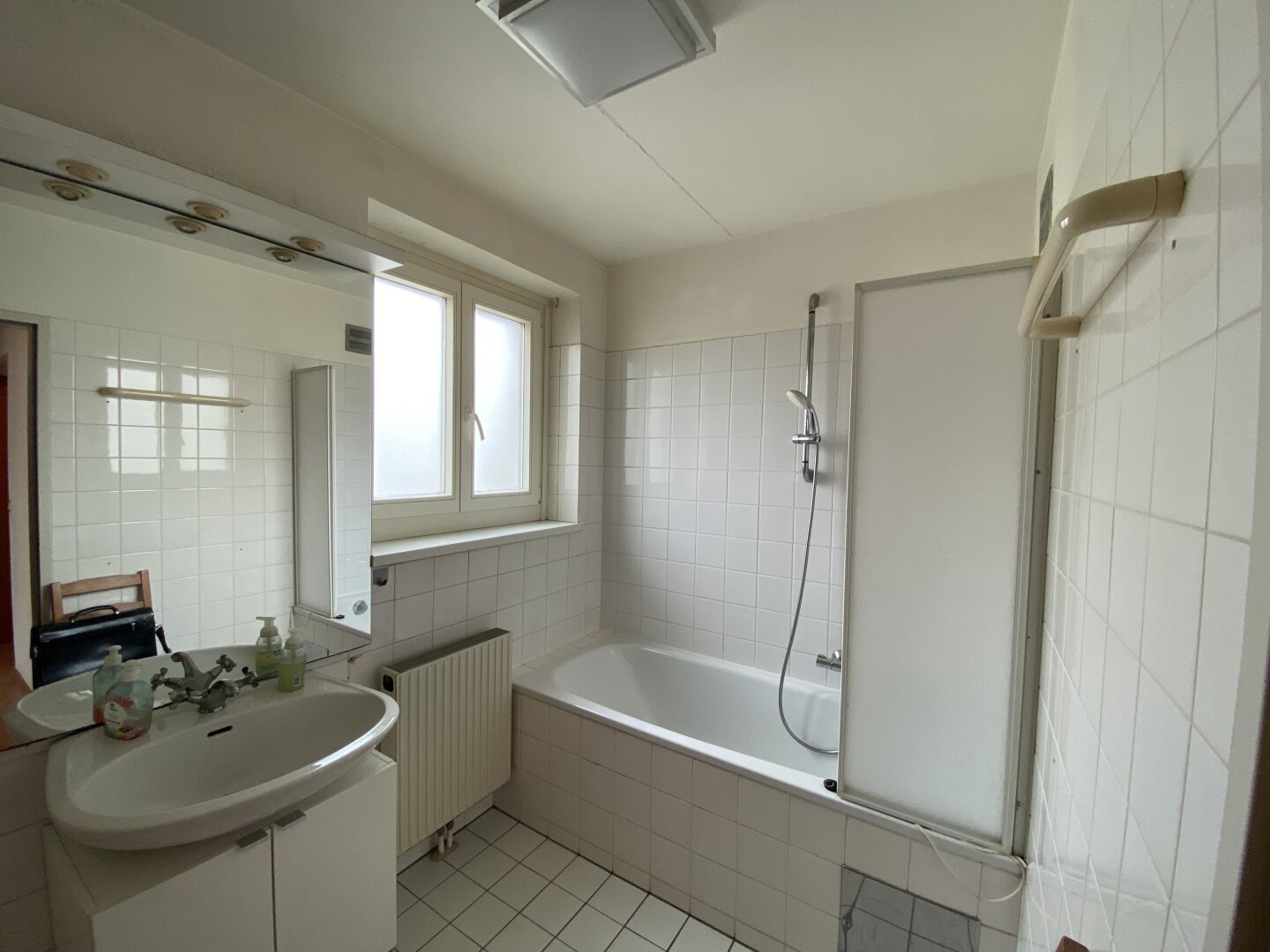 Dachgeschoßwohnung in ruhiger Lage, direkt am Erholungsgebiet Liesingbach