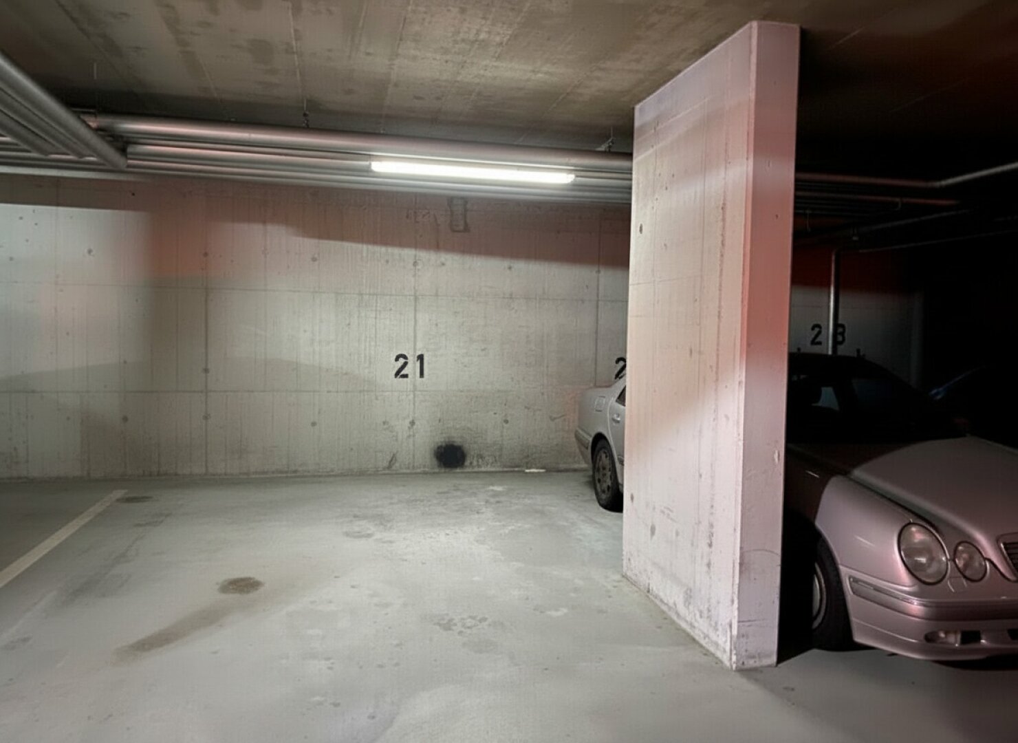 Perfekte 3-Zimmer Designwohnung für 2 Personen mit Tiefgarage und allgemeiner Terrasse Nähe U3