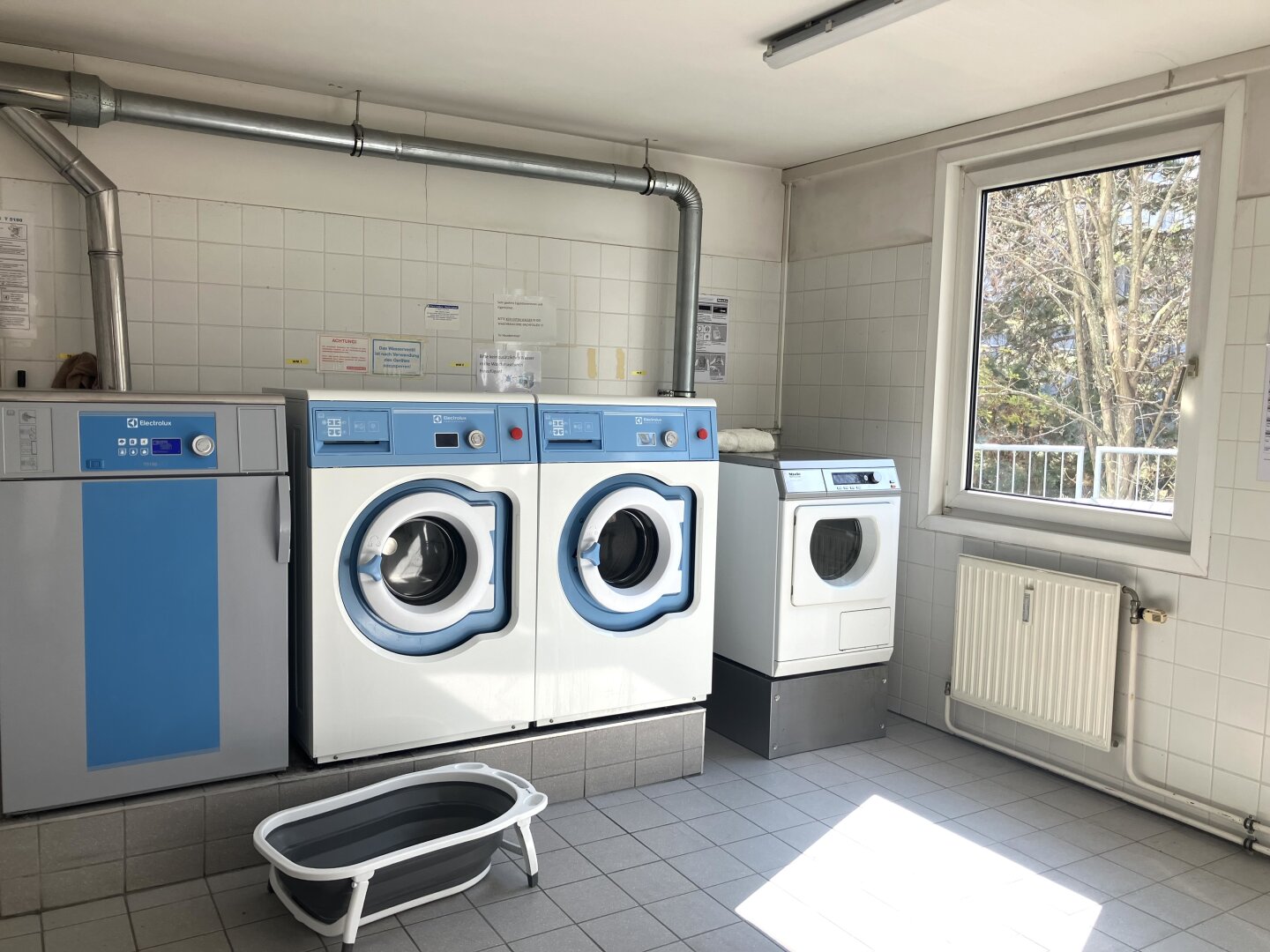 Perfekte 3-Zimmer Designwohnung für 2 Personen mit Tiefgarage und allgemeiner Terrasse Nähe U3