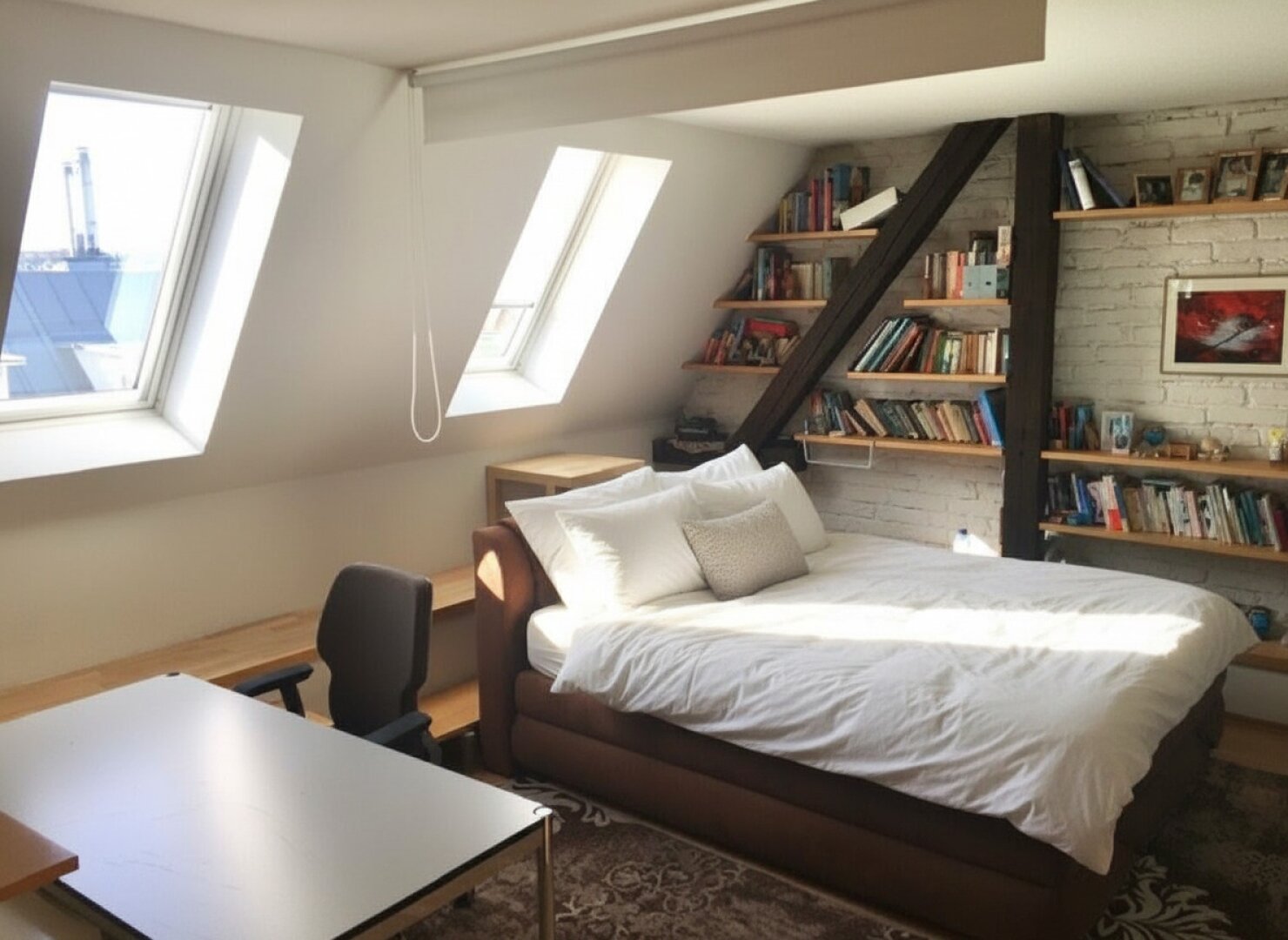 Gemütliche 3 Zimmer-Loftwohnung im Dachgeschoss perfekt für Künstler, Single, Paare und kleine Familie