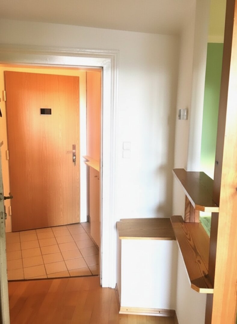 Gemütliche 3 Zimmer-Loftwohnung im Dachgeschoss perfekt für Künstler, Single, Paare und kleine Familie