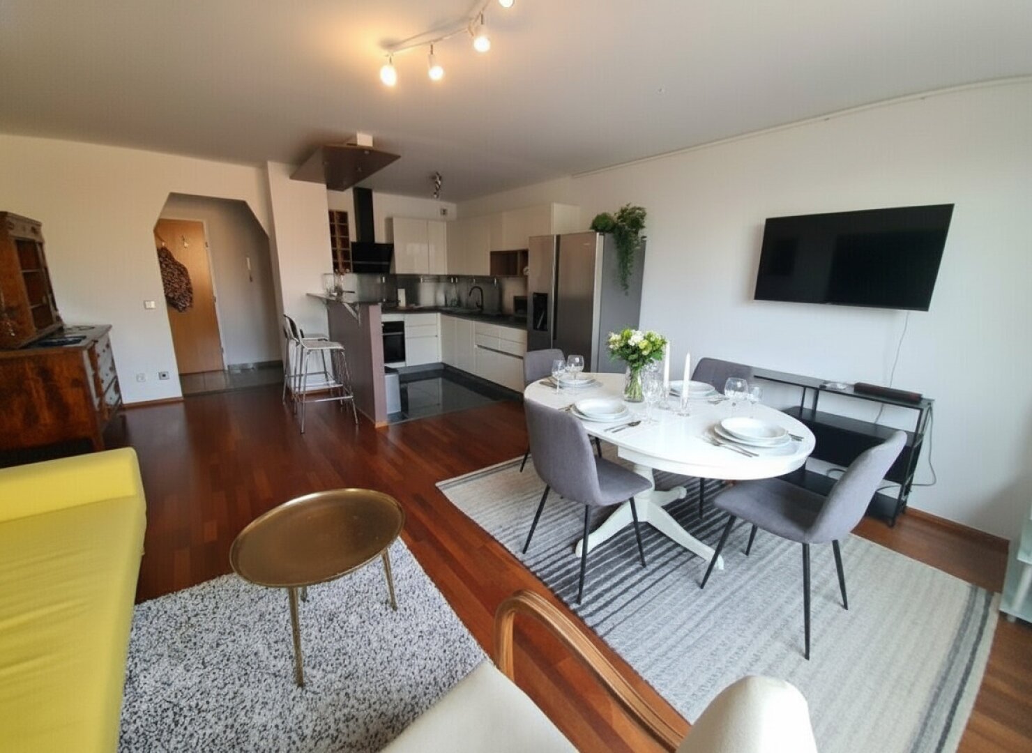 Perfekte 3-Zimmer Designwohnung für 2 Personen mit Tiefgarage und allgemeiner Terrasse Nähe U3