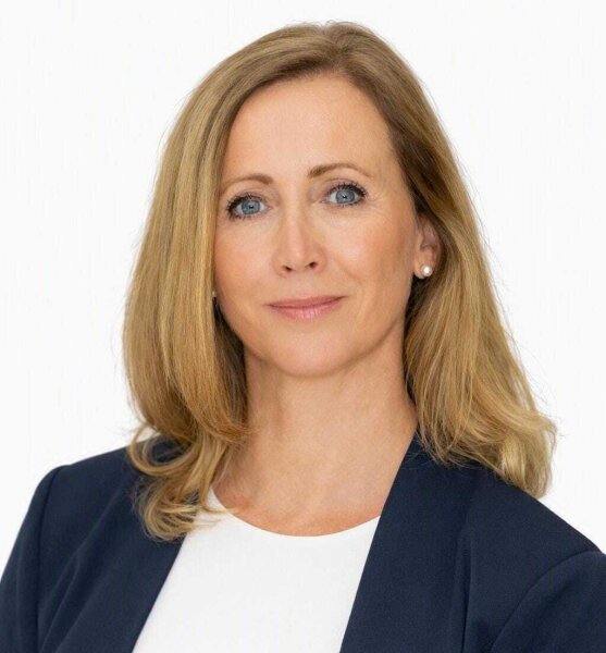 Frau Mag. Eva-Maria Rauchensteiner