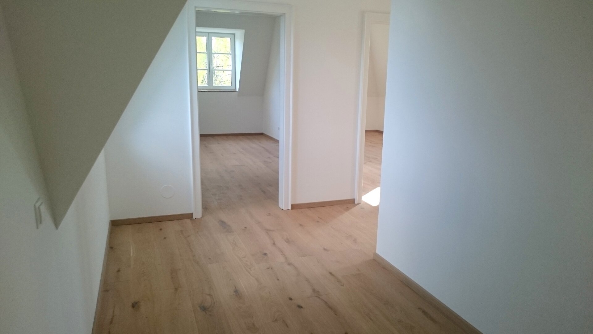 3400 KLOSTERNEUBURG - TRAUMHAFTE LAGE AM ÖLBERG -  EXKLUSIVE VILLA