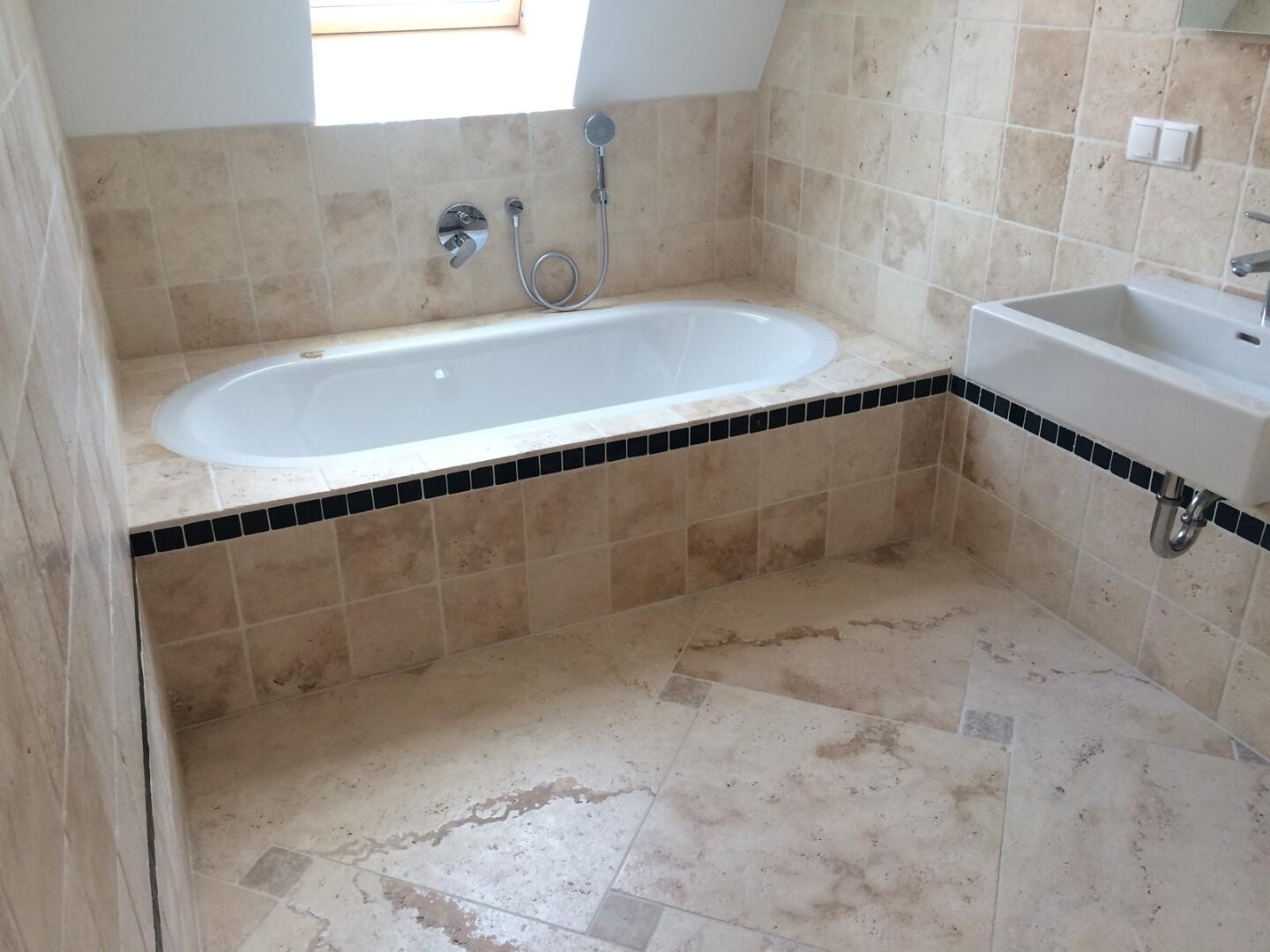 3400 KLOSTERNEUBURG, TRAUMHAFTE VILLA IN BESTER ÖLBERGLAGE