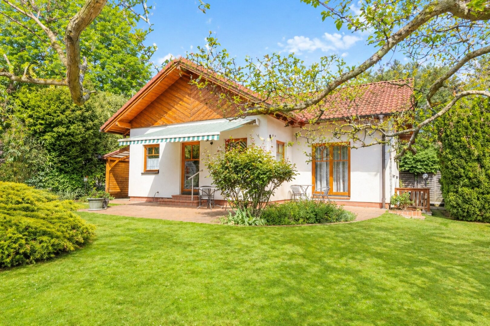 Charmantes Haus mit Garten an der unteren alten Donau