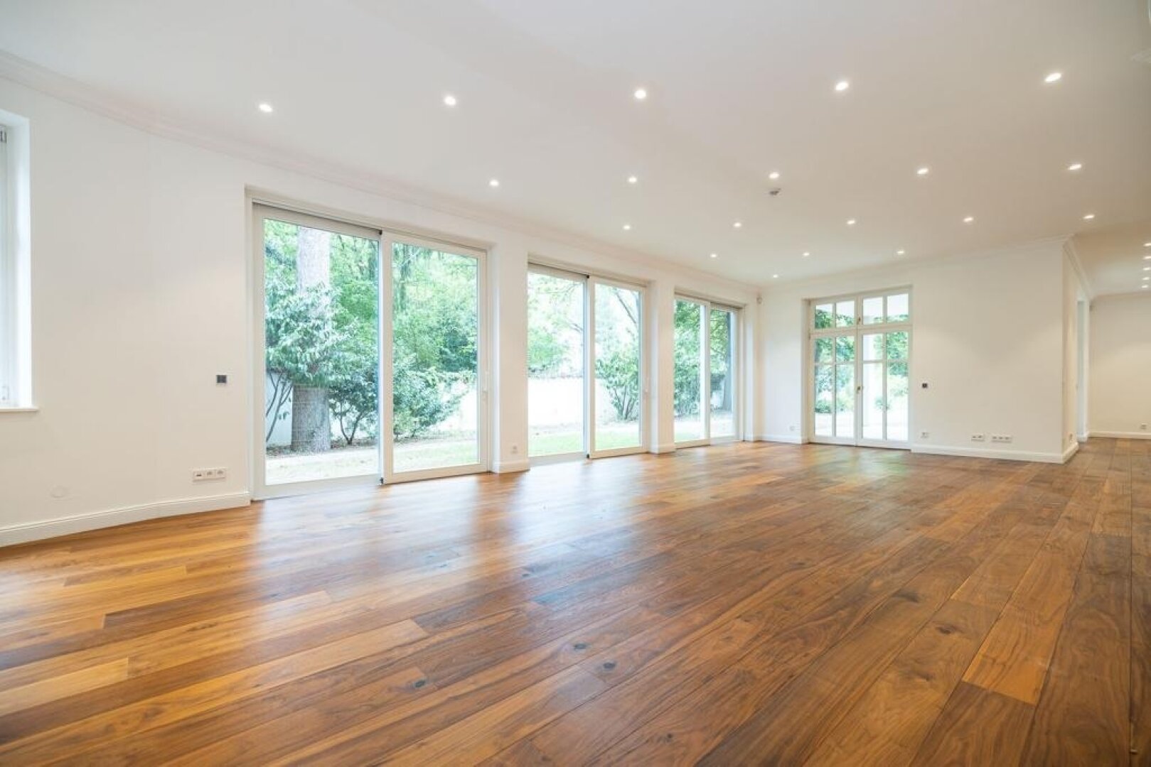 Villa in absoluter Grünruhelage im Helenenthal zu verkaufen