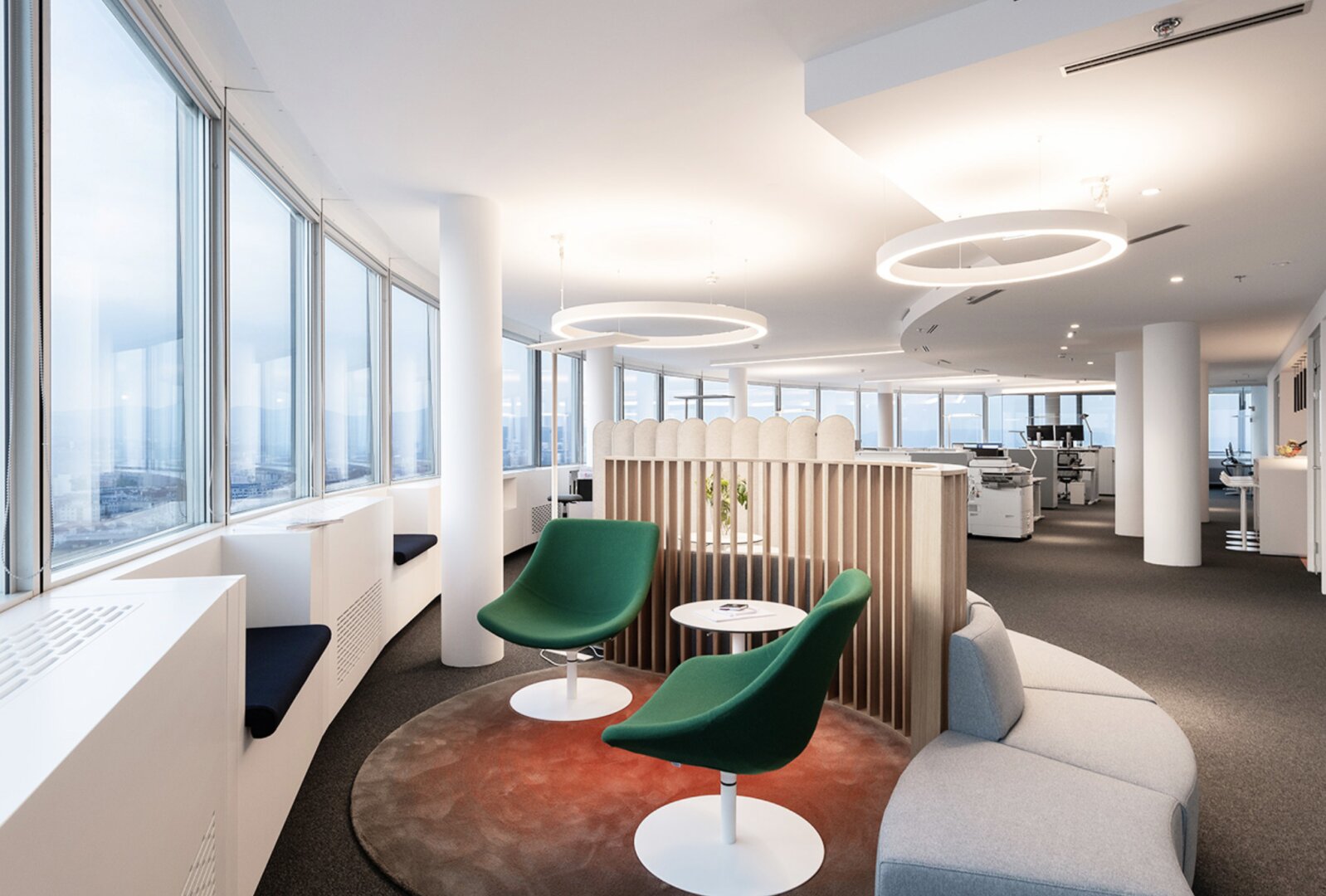 Traumhafte Büroflächen im Millennium Tower 27.OG