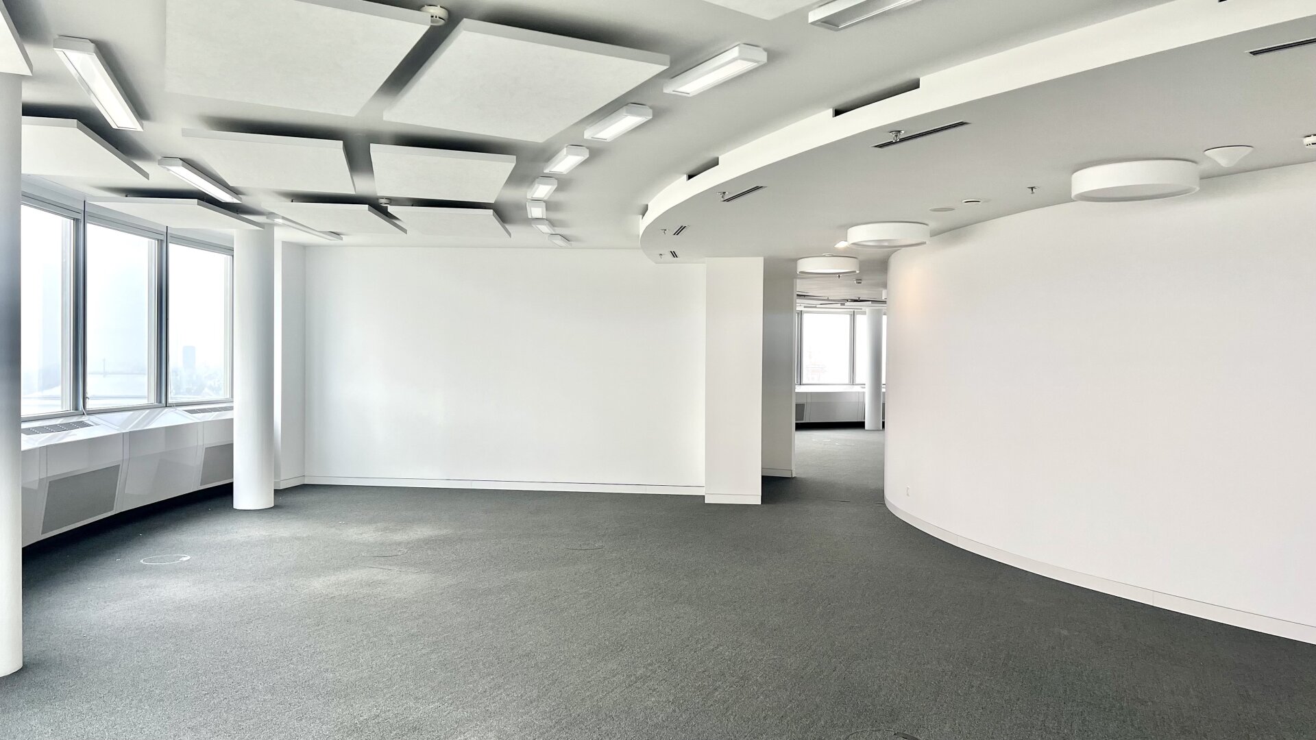 Traumhafte Büroflächen im Millennium Tower 27.OG