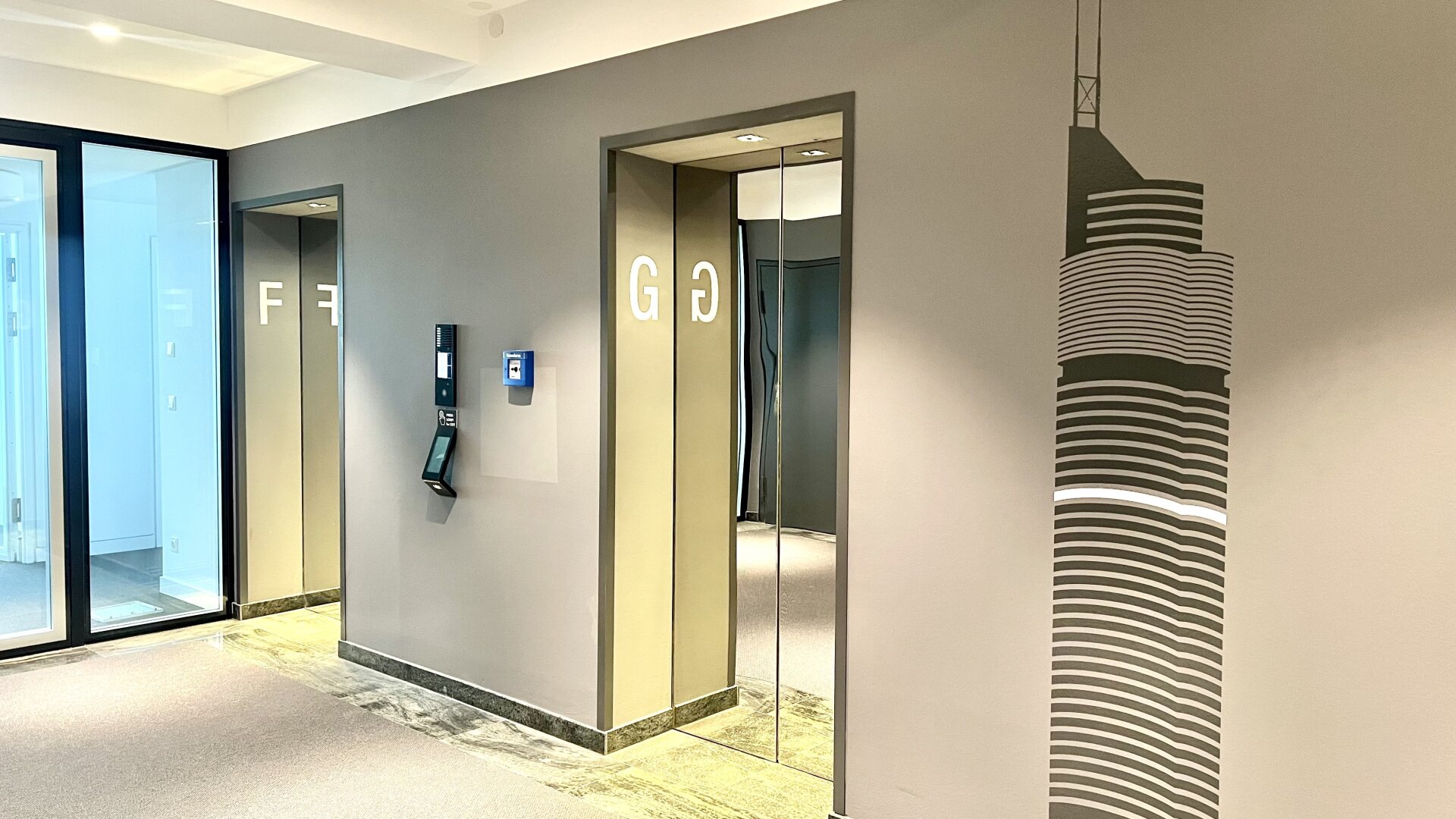 Traumhafte Büroflächen im Millennium Tower 27.OG