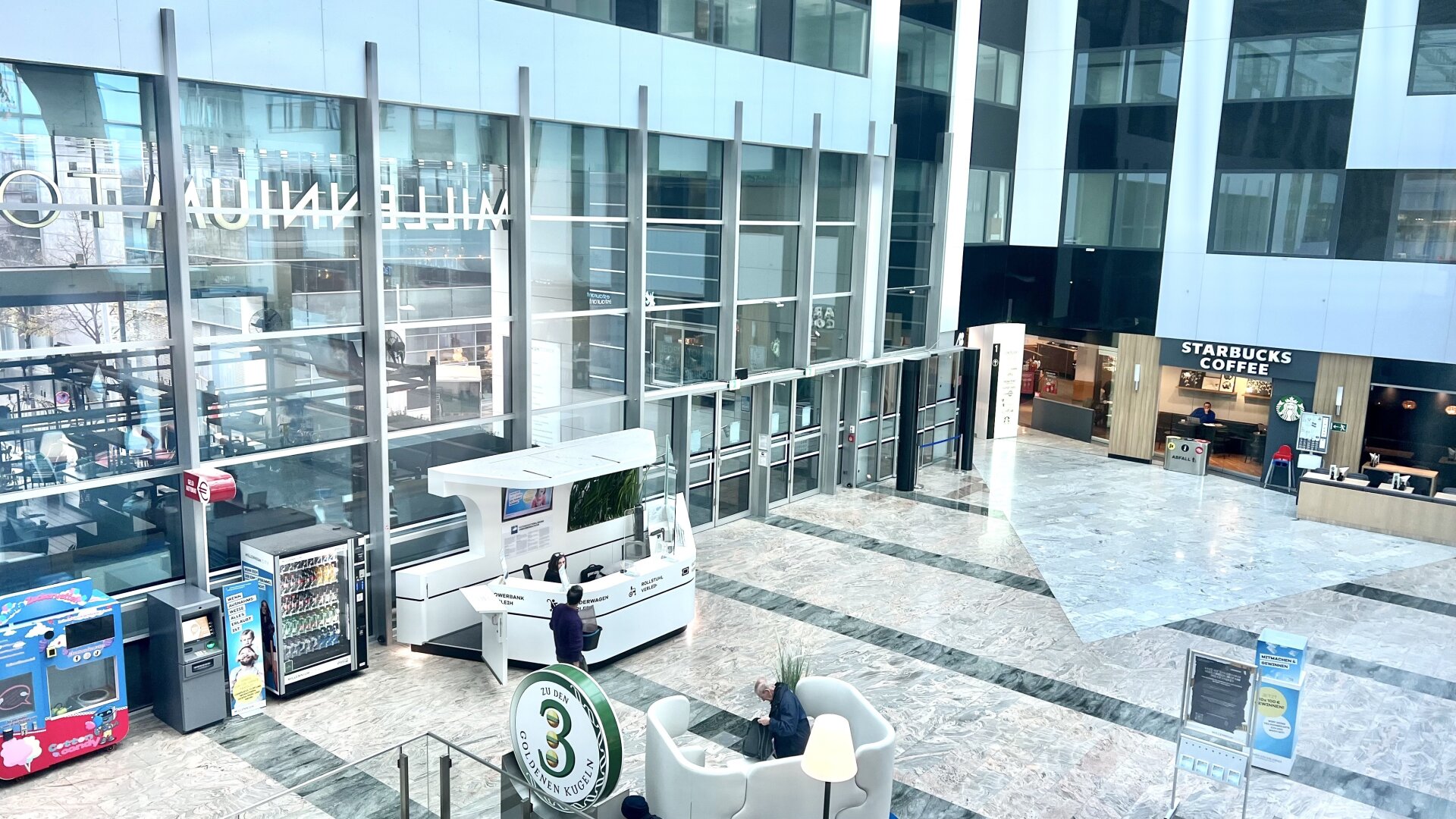 Traumhafte Büroflächen im Millennium Tower 27.OG