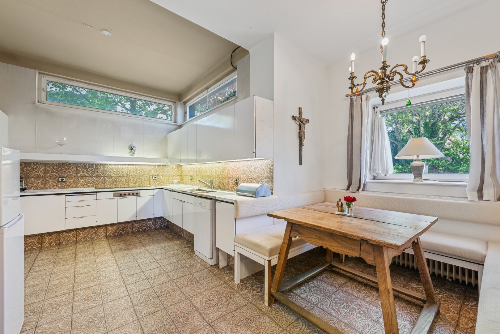 Wohnen mit Geschichte: Villa mit spektakulärer Aussicht im beliebten Grinzing!