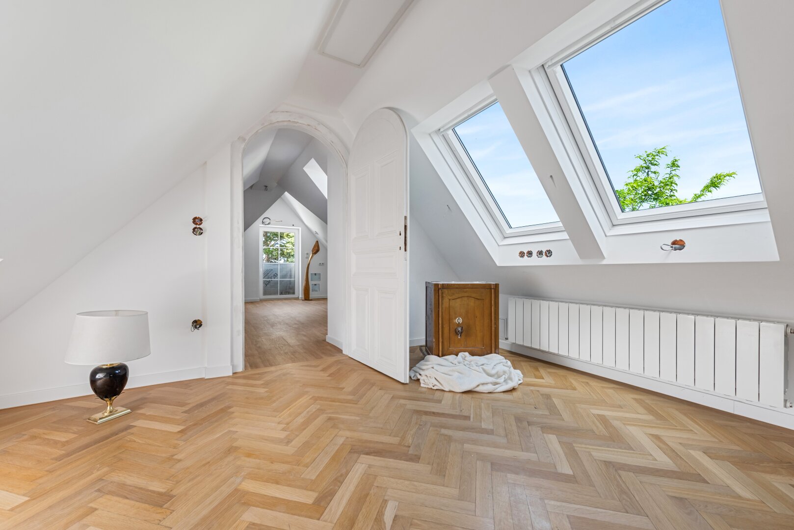 Wohnen mit Geschichte: Villa mit spektakulärer Aussicht im beliebten Grinzing!