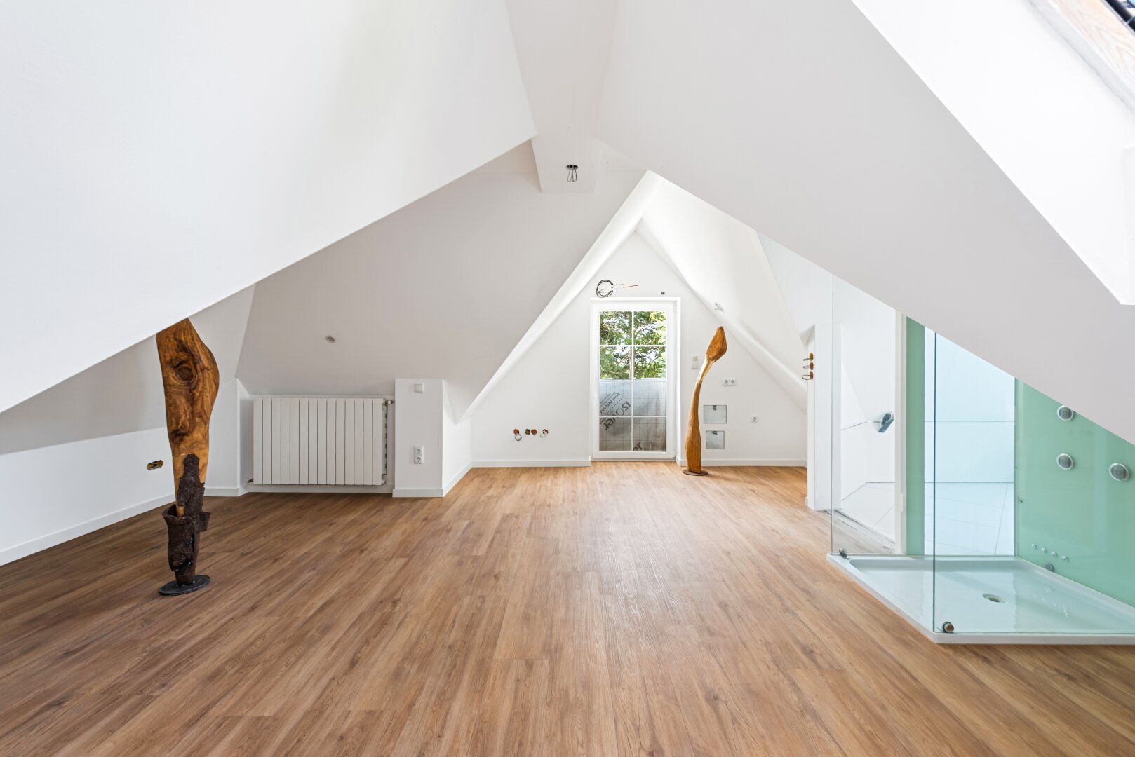 Wohnen mit Geschichte: Villa mit spektakulärer Aussicht im beliebten Grinzing!