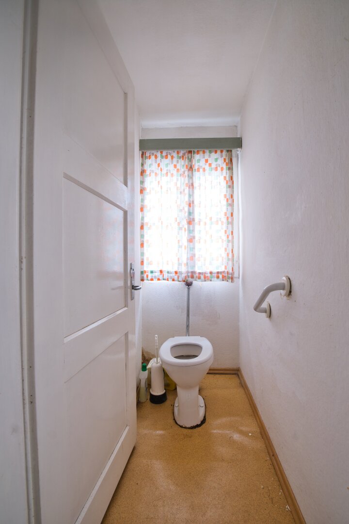 Exklusives Wohnen in idyllischer Lage mit Seeblick - Traumhaus in Hallstatt mit 7 Zimmern, Garten, Balkon und Stellplätzen.