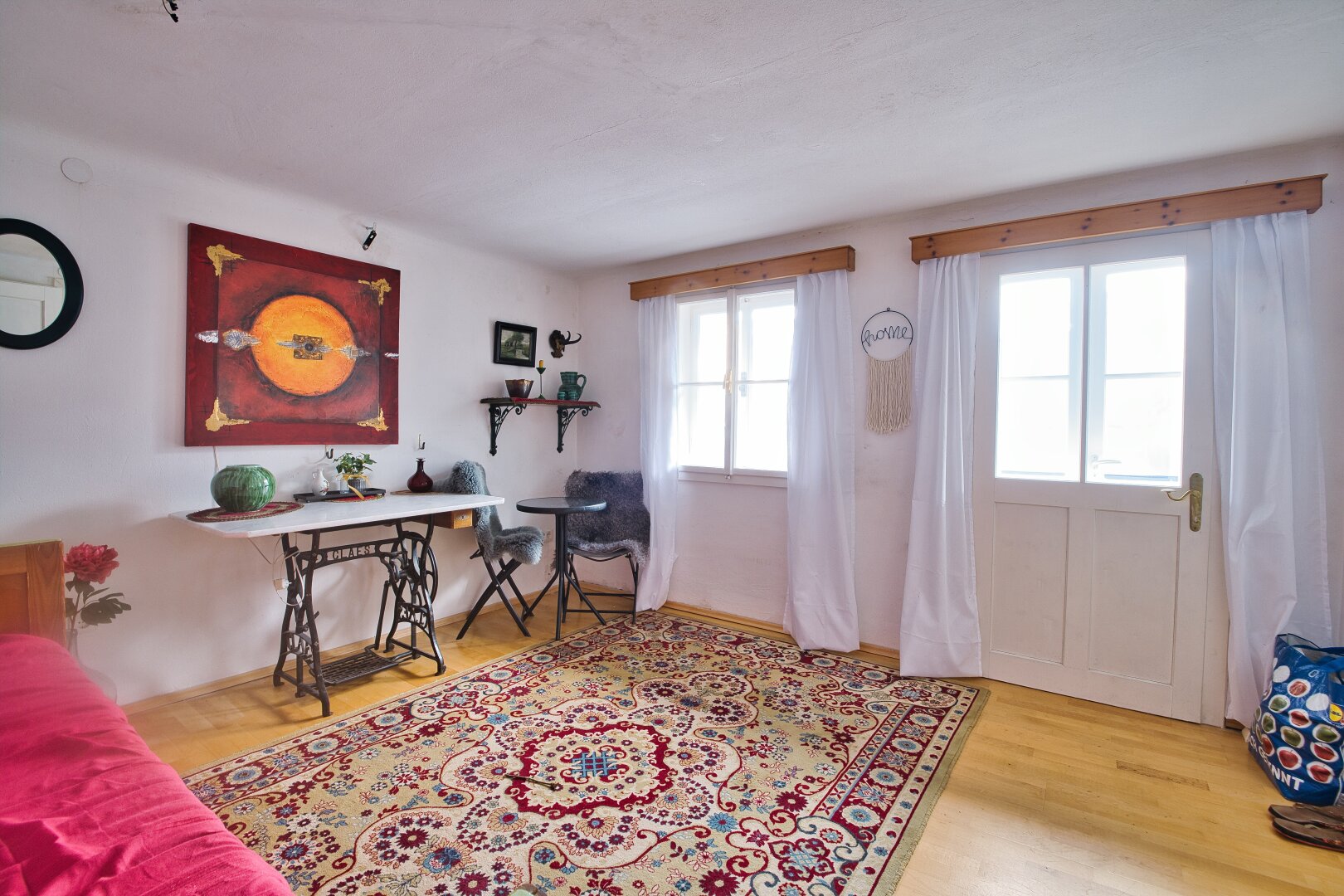 Exklusives Wohnen in idyllischer Lage mit Seeblick - Traumhaus in Hallstatt mit 7 Zimmern, Garten, Balkon und Stellplätzen.