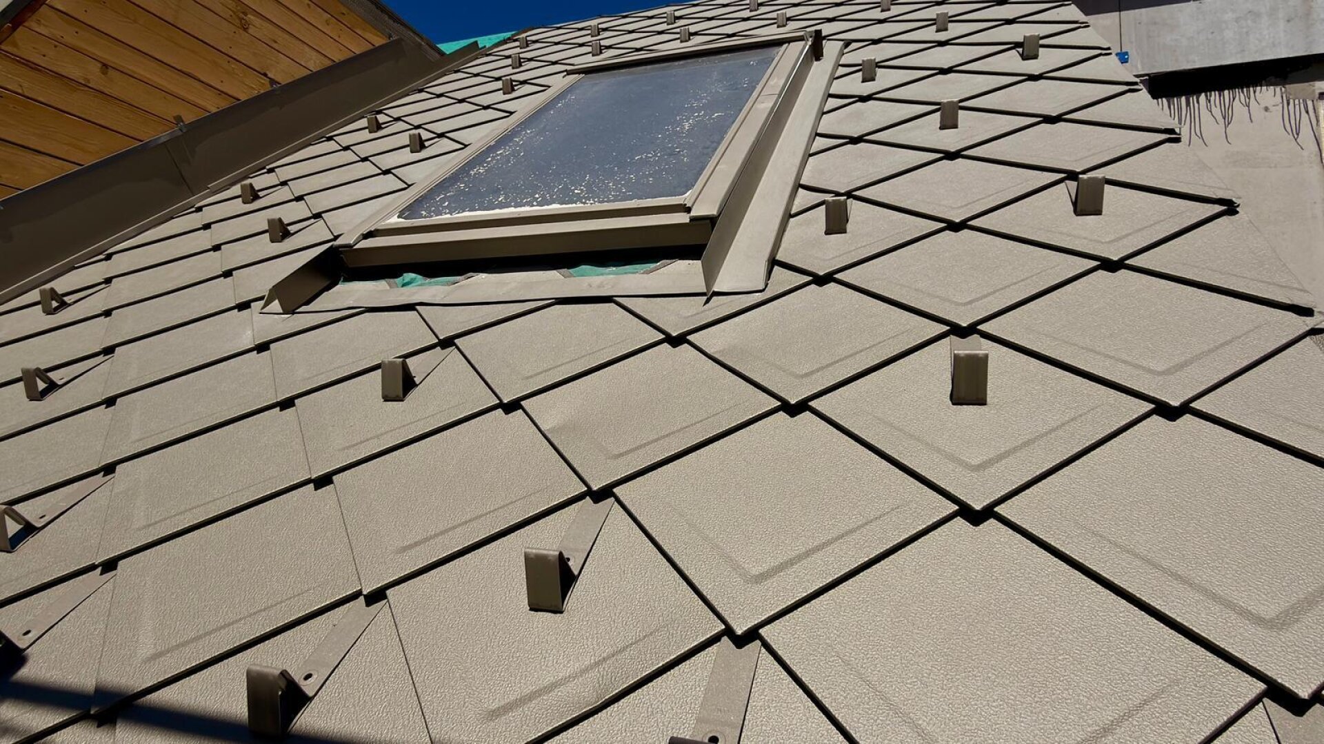 Luxuröse 4-Zimmer Wohnung in absolut bester Qualität, Aktion bis 30.6.2026, begehrte Lage in 21.Bezirk in Wien