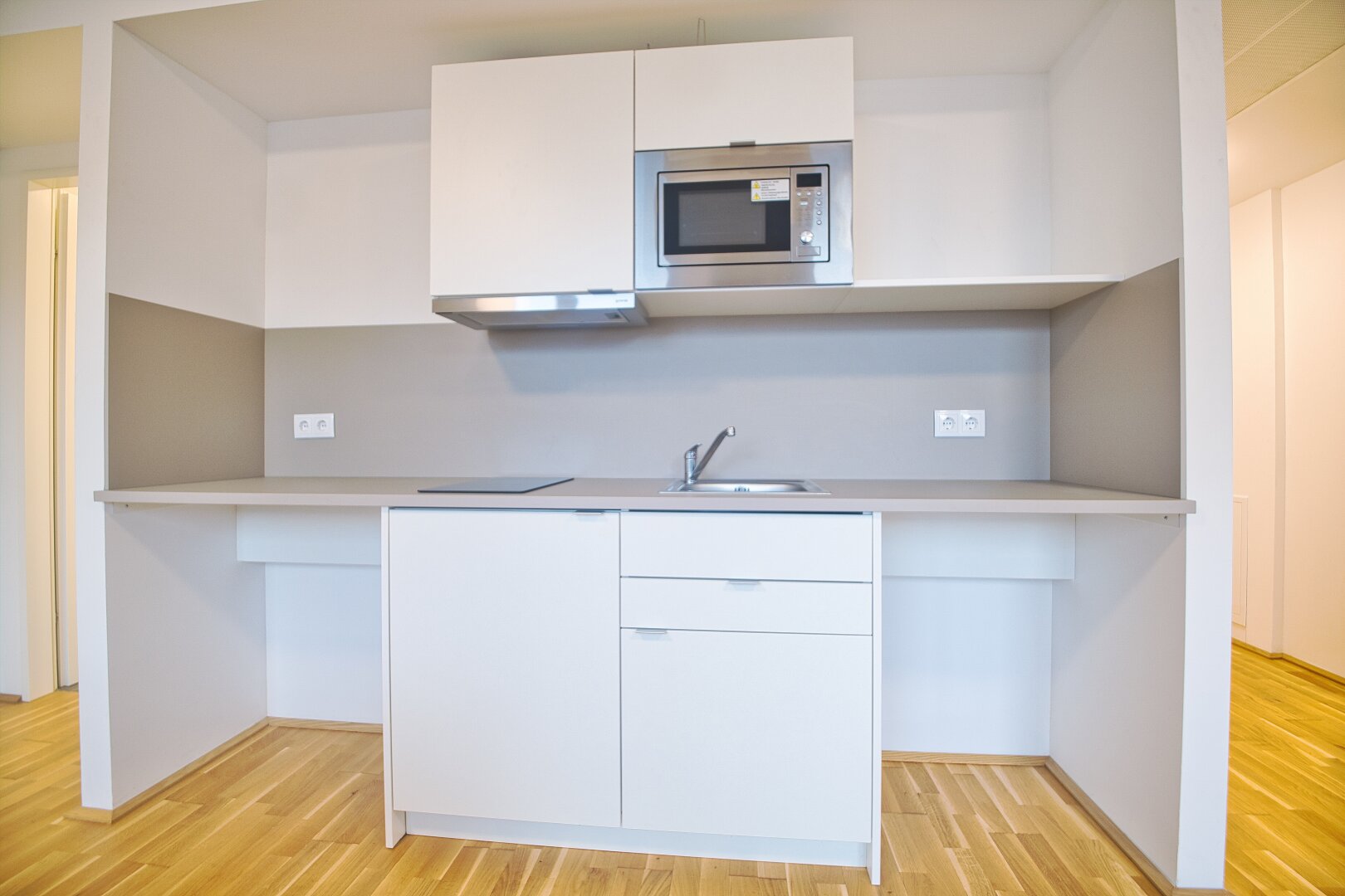 möblierte Apartments zur Kurzzeitmiete (2-12 Monate) / furnished apartments for short-term rental (2-12 months)